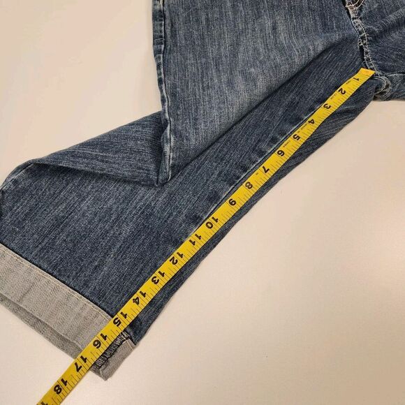 Lee Just Below the Waist Cuffed Capri Women's size 10 Medium Blue Denim Jeans - Picture 9 of 9